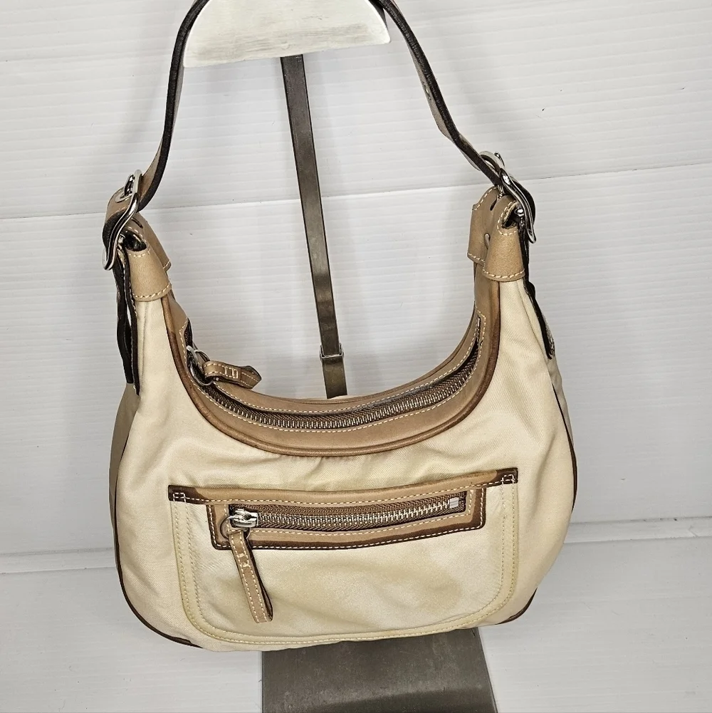 Coach Vintage Y2K Hobo Bag – Beige & Tan – Style No. M32-4449
